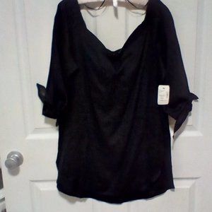 SAKS FIFTH AVENUE Black linen blouse, Xl,edge of shoulders or off the shoulders.